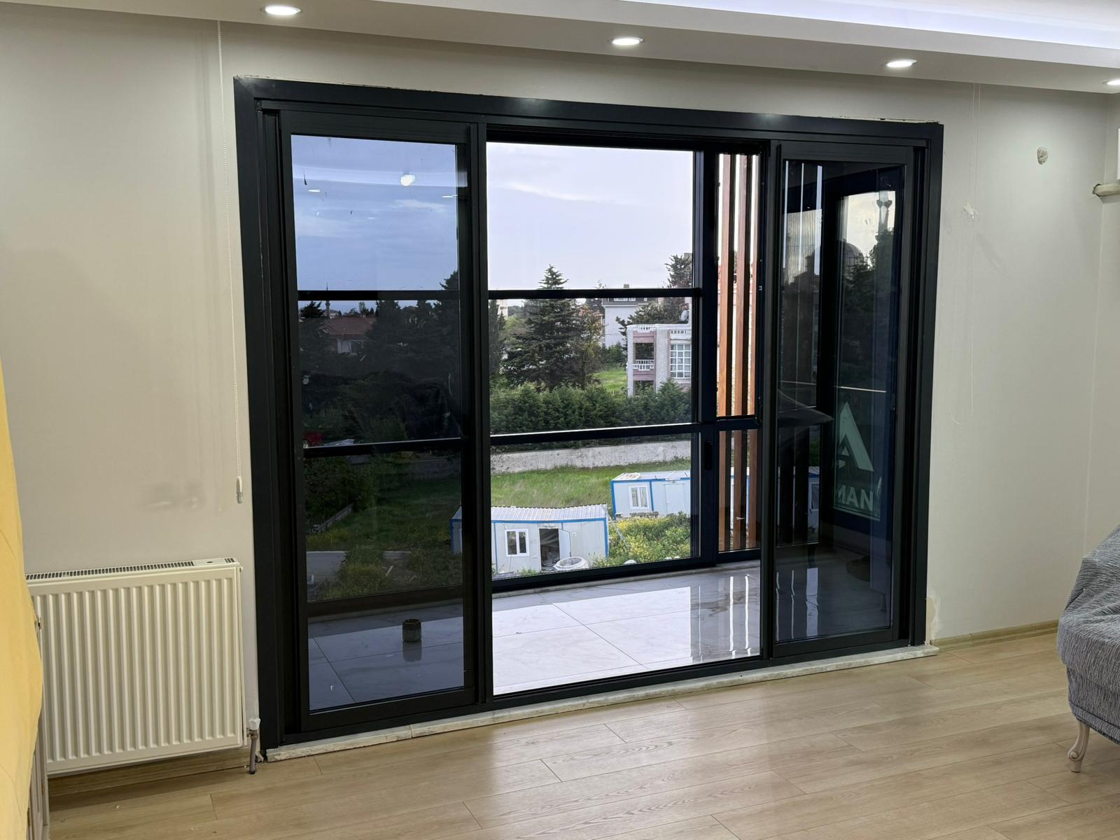 Katlanır ve Sürme Cam Balkon